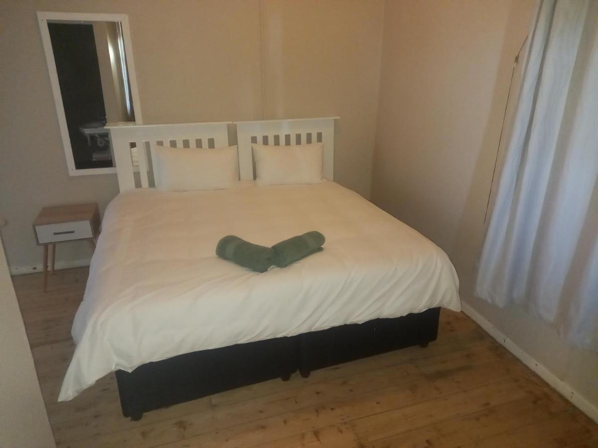 The Border Post, Bed And Breakfast Bergville Extérieur photo