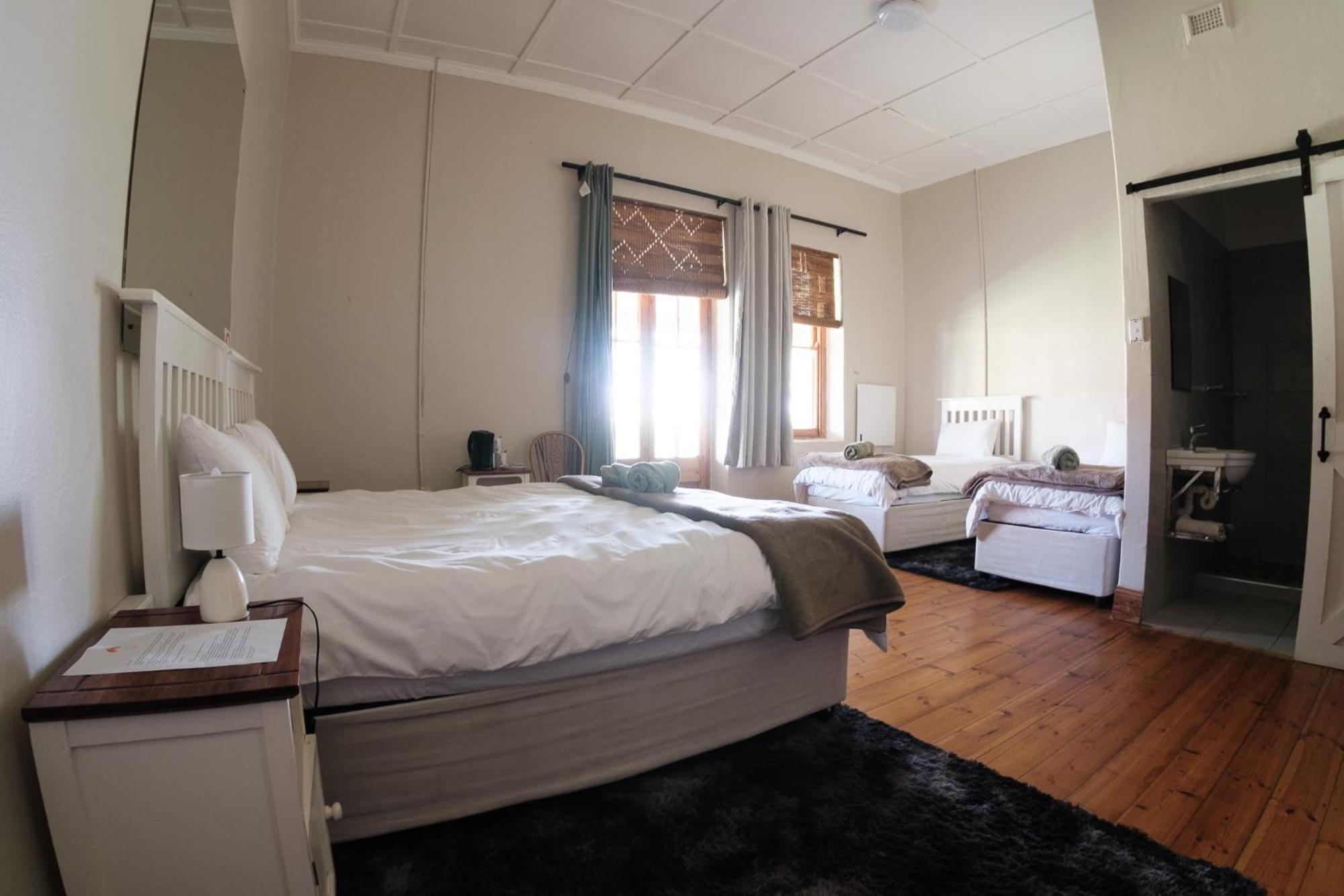 The Border Post, Bed And Breakfast Bergville Extérieur photo